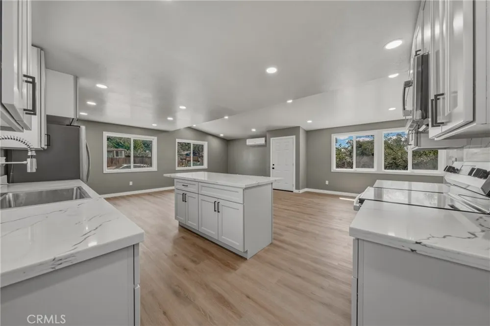 15980 32nd Clearlake, CA 95422