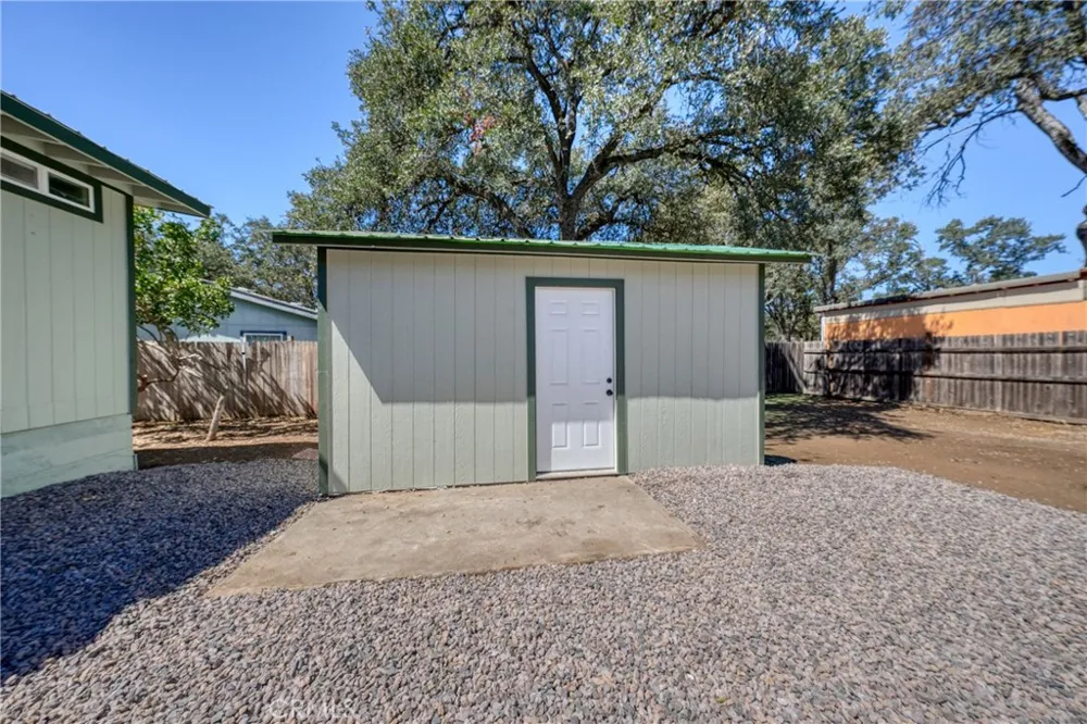 15980 32nd Clearlake, CA 95422