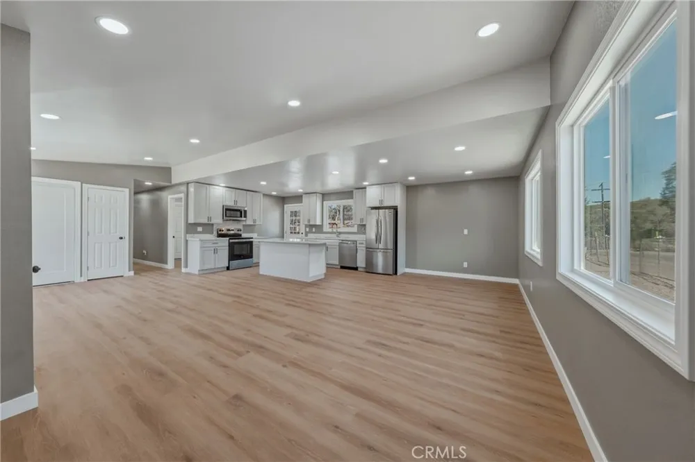 15980 32nd Clearlake, CA 95422