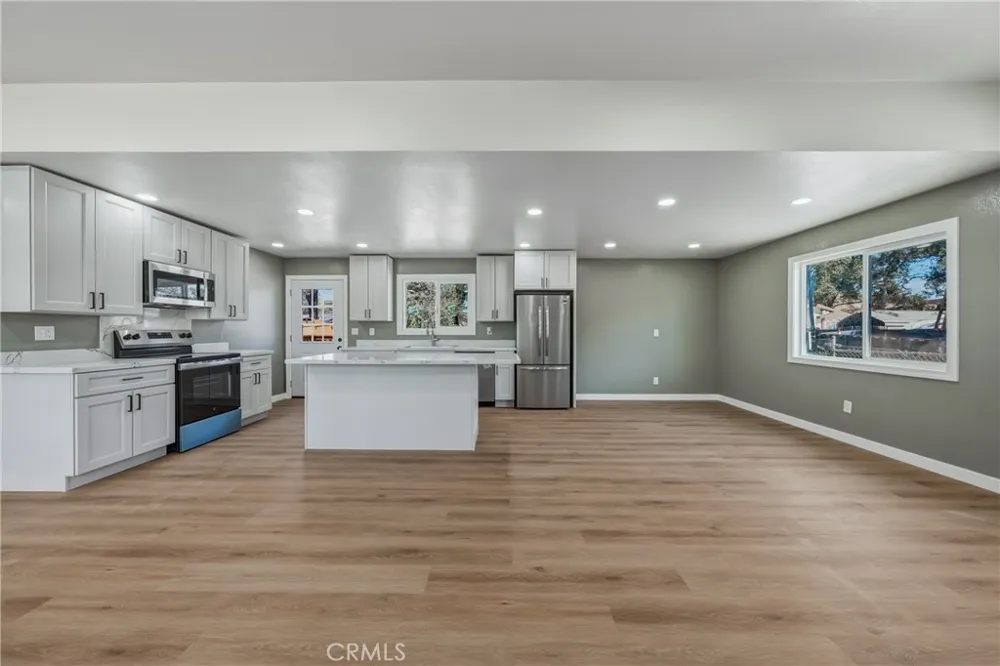15980 32nd Clearlake, CA 95422