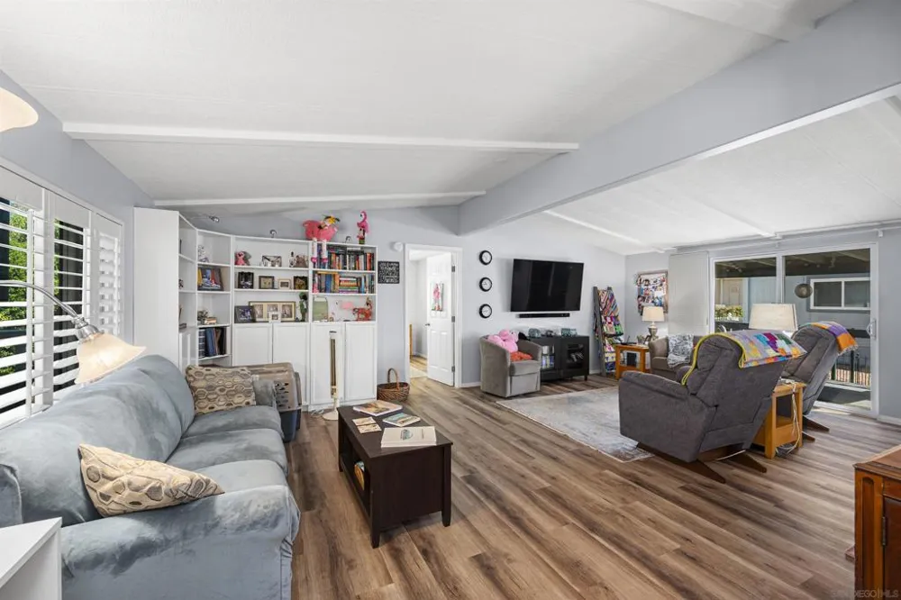 9255 Magnolia Ave #232 Santee, CA 92071