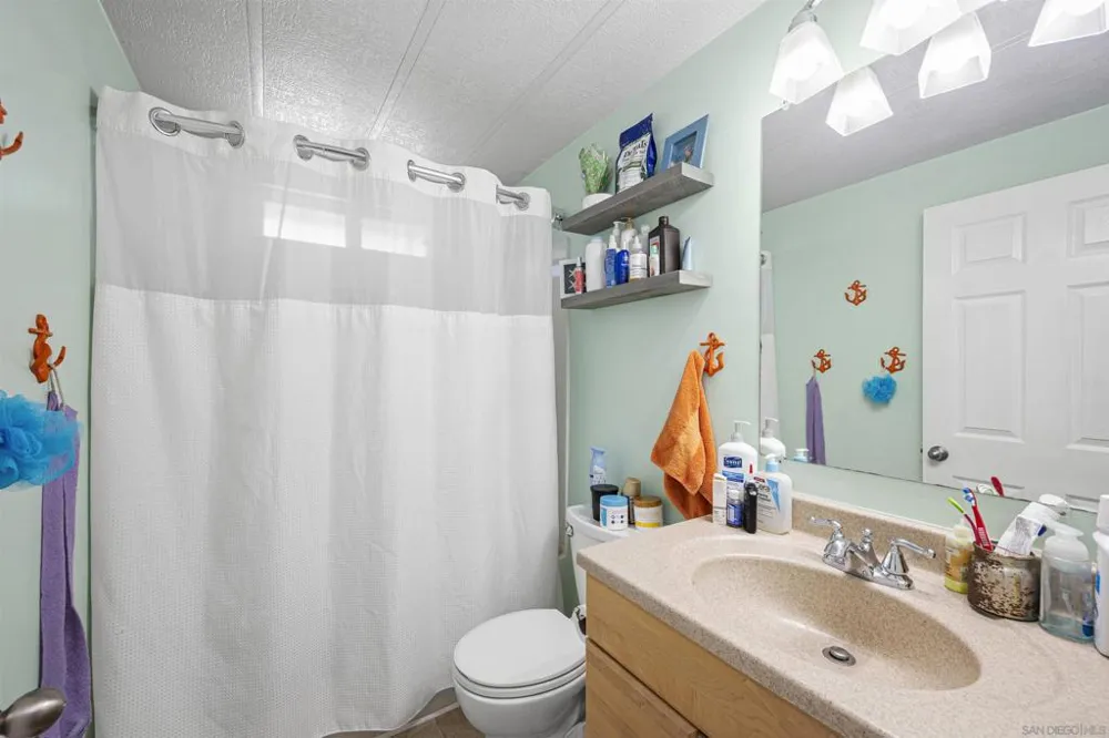 9255 Magnolia Ave #232 Santee, CA 92071