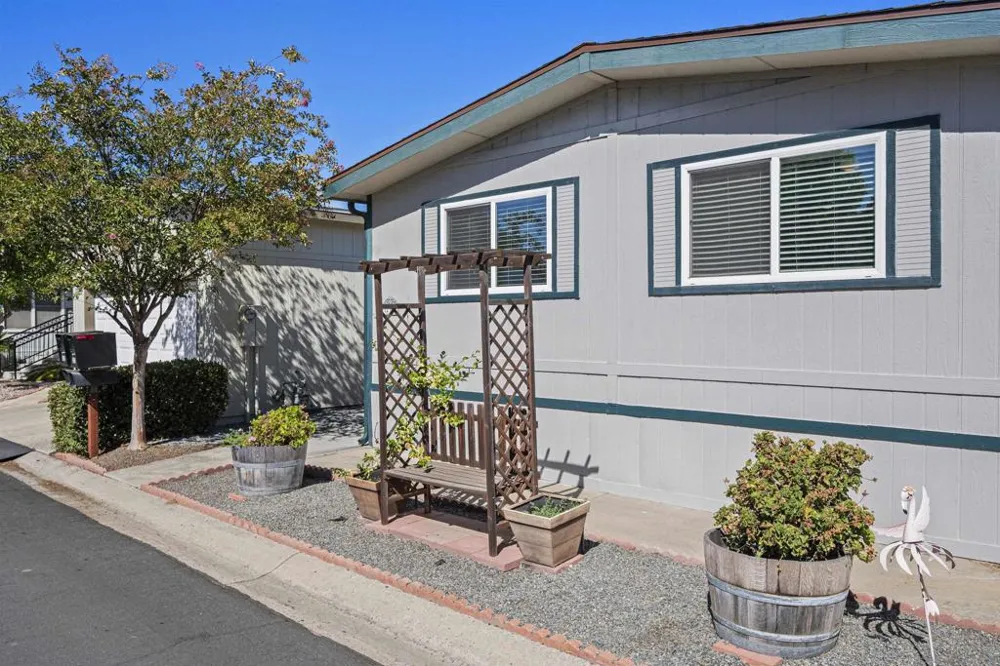 9255 Magnolia Ave #232 Santee, CA 92071