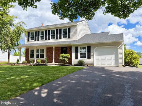 233 BELLOWS WAY