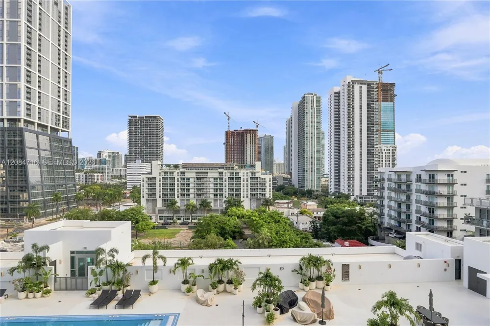 333 NE 24th St #807 Miami, FL 33137