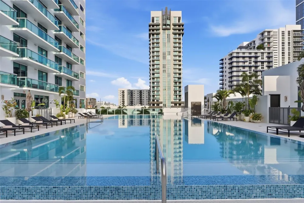 333 NE 24th St #807 Miami, FL 33137