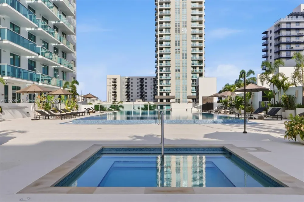 333 NE 24th St #807 Miami, FL 33137