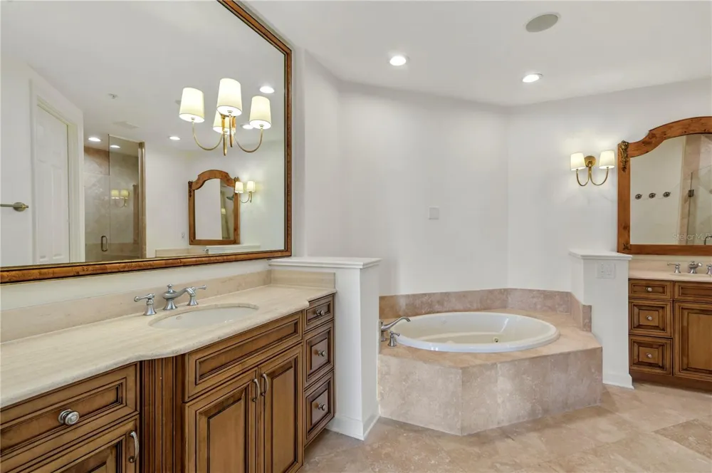 660 OSCEOLA AVENUE #101 Winter Park, FL 32789