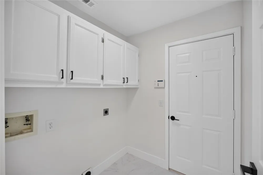 1213 11th Street Mercedes, TX 78570