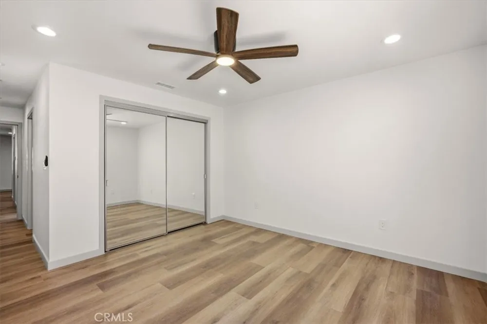 10237 Silverton Tujunga, CA 91042
