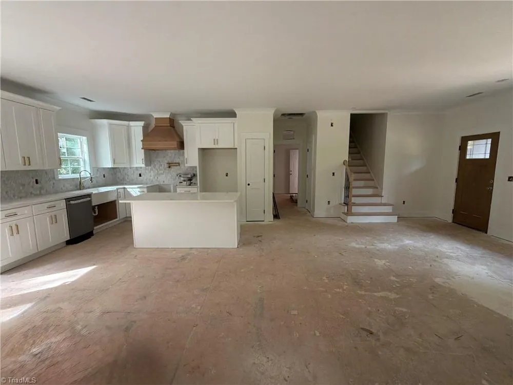 761 Brown Road King, NC 27021