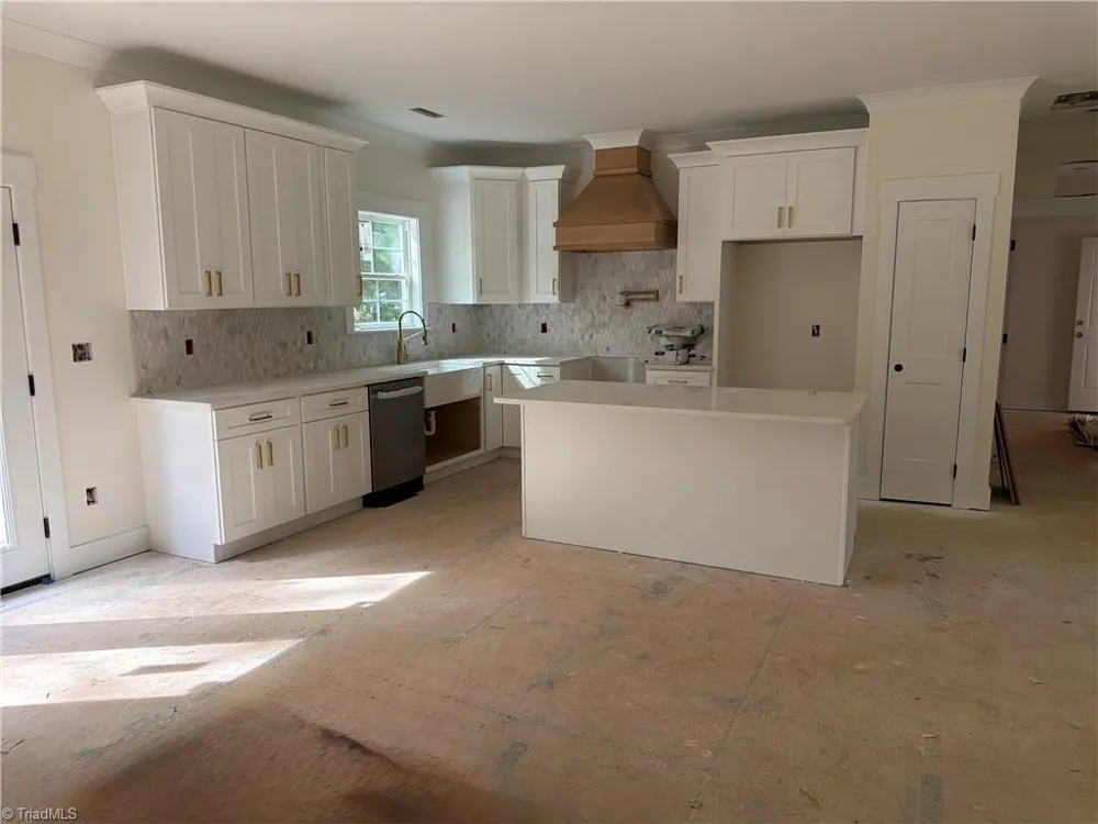 761 Brown Road King, NC 27021