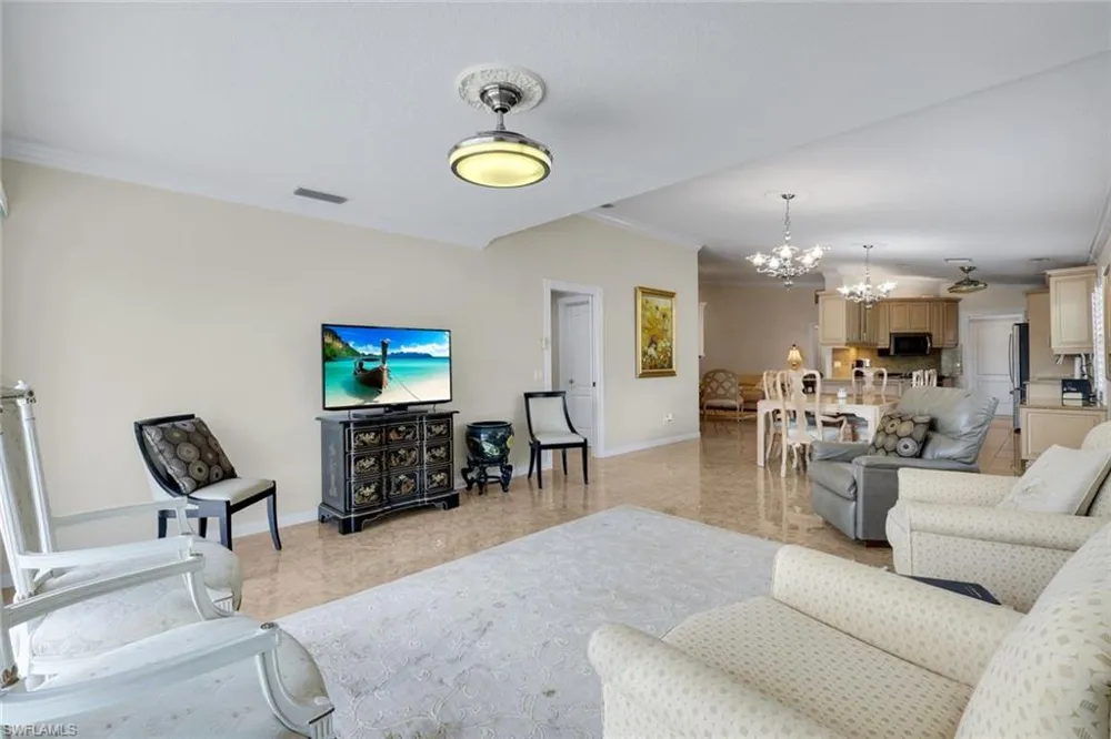 5808 Drummond Way Naples, FL 34119