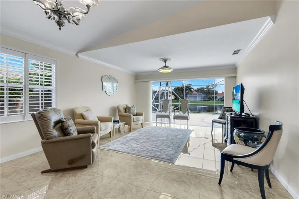 5808 Drummond Way Naples, FL 34119