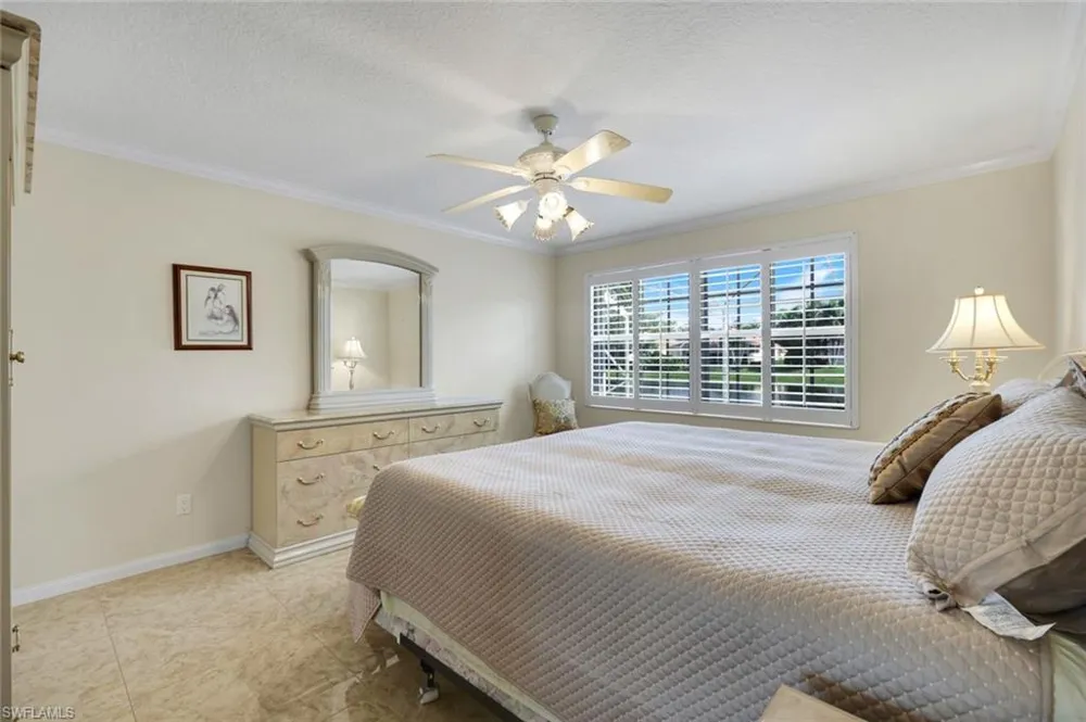 5808 Drummond Way Naples, FL 34119