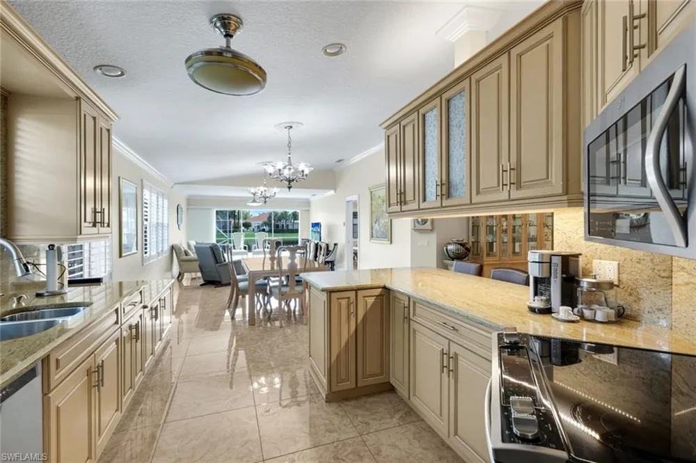 5808 Drummond Way Naples, FL 34119