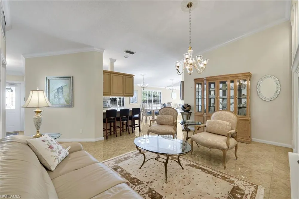 5808 Drummond Way Naples, FL 34119