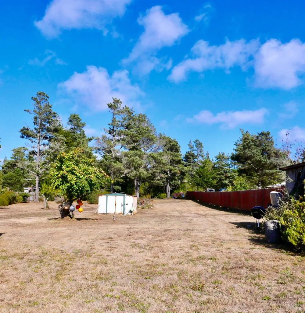 19231 Summers Lane Fort Bragg, CA 95437
