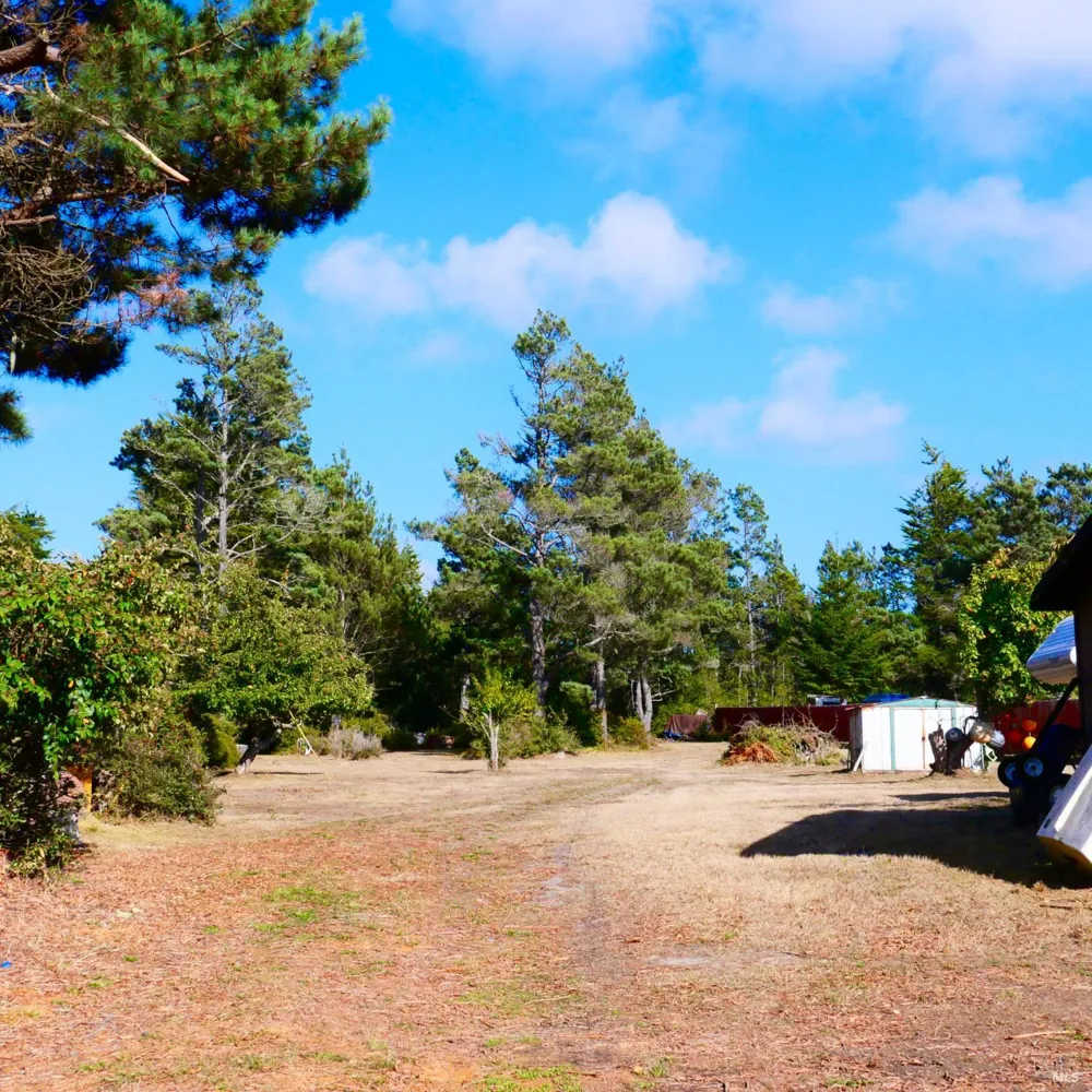 19231 Summers Lane Fort Bragg, CA 95437