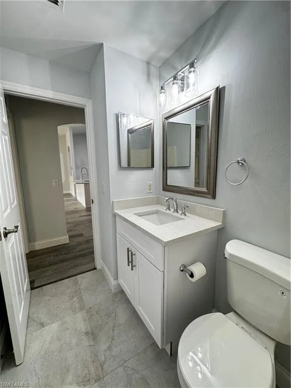 3025 NE 6th Place Cape Coral, FL 33909