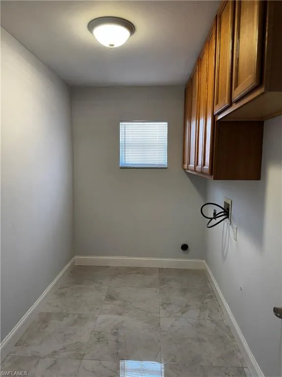 3025 NE 6th Place Cape Coral, FL 33909