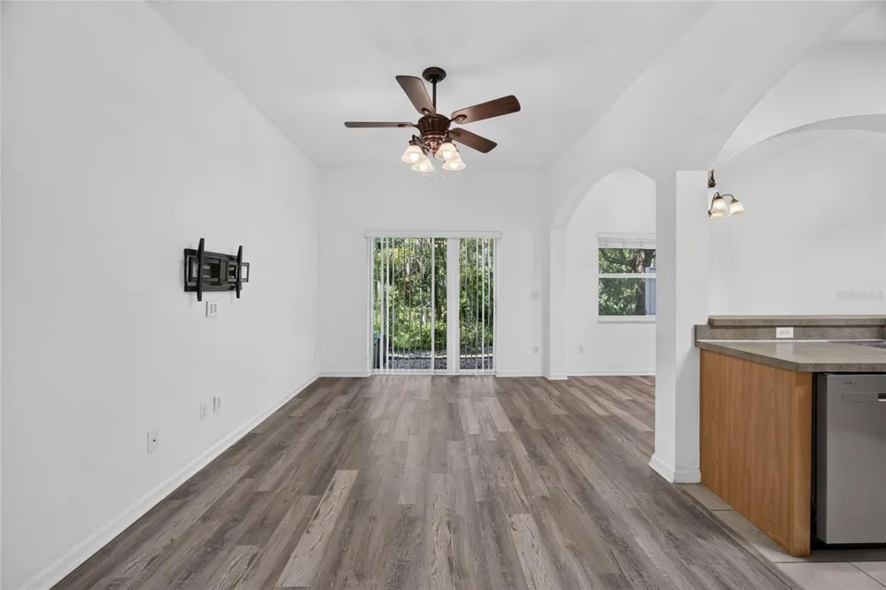 16073 OLD ASH LOOP Orlando, FL 32828