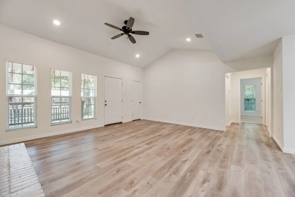 1345 Tawakoni Drive West Tawakoni, TX 75474