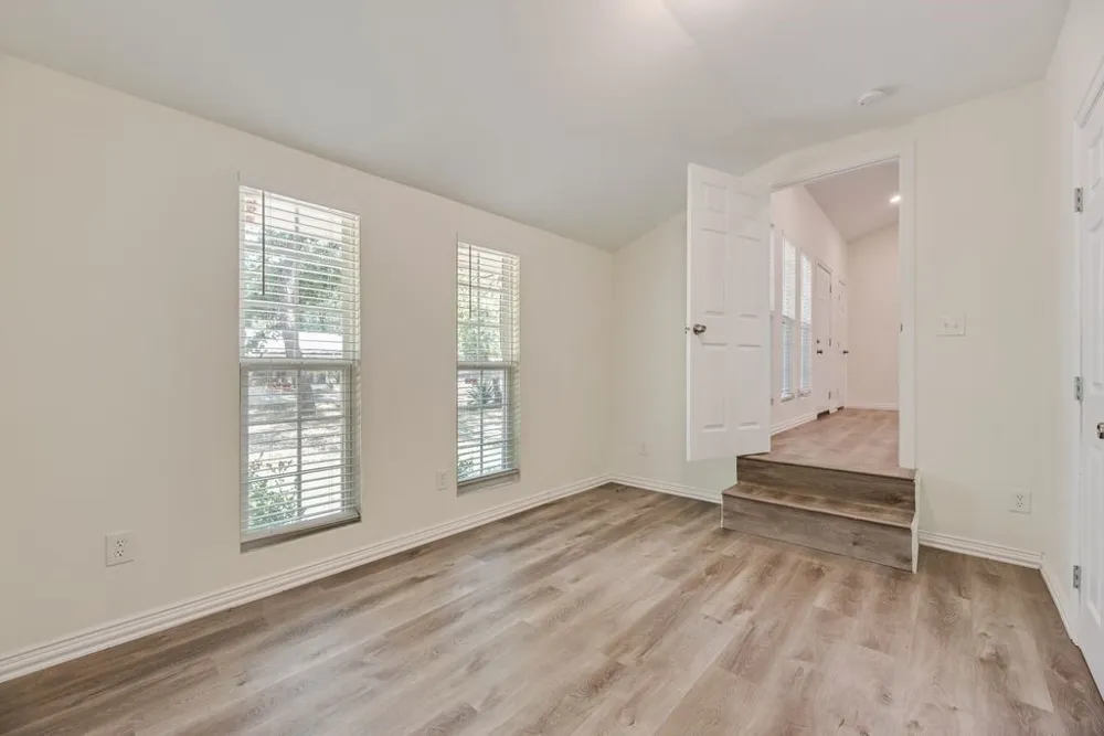 1345 Tawakoni Drive West Tawakoni, TX 75474