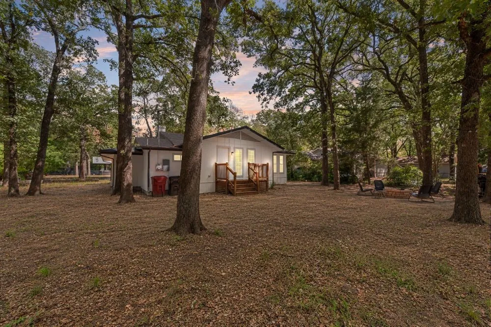 1345 Tawakoni Drive West Tawakoni, TX 75474