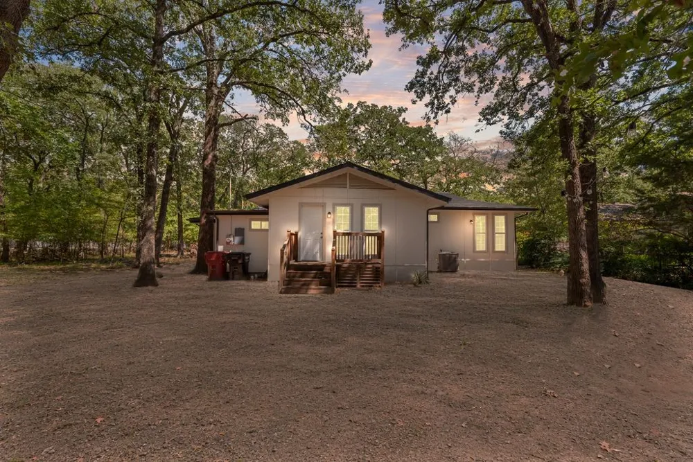 1345 Tawakoni Drive West Tawakoni, TX 75474