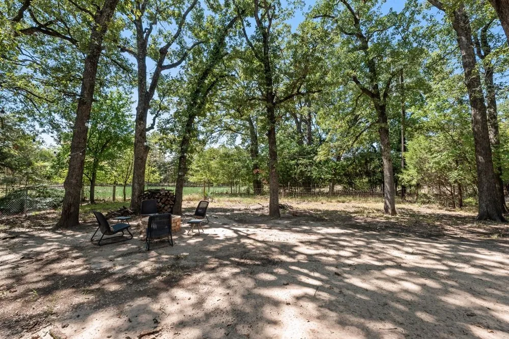 1345 Tawakoni Drive West Tawakoni, TX 75474