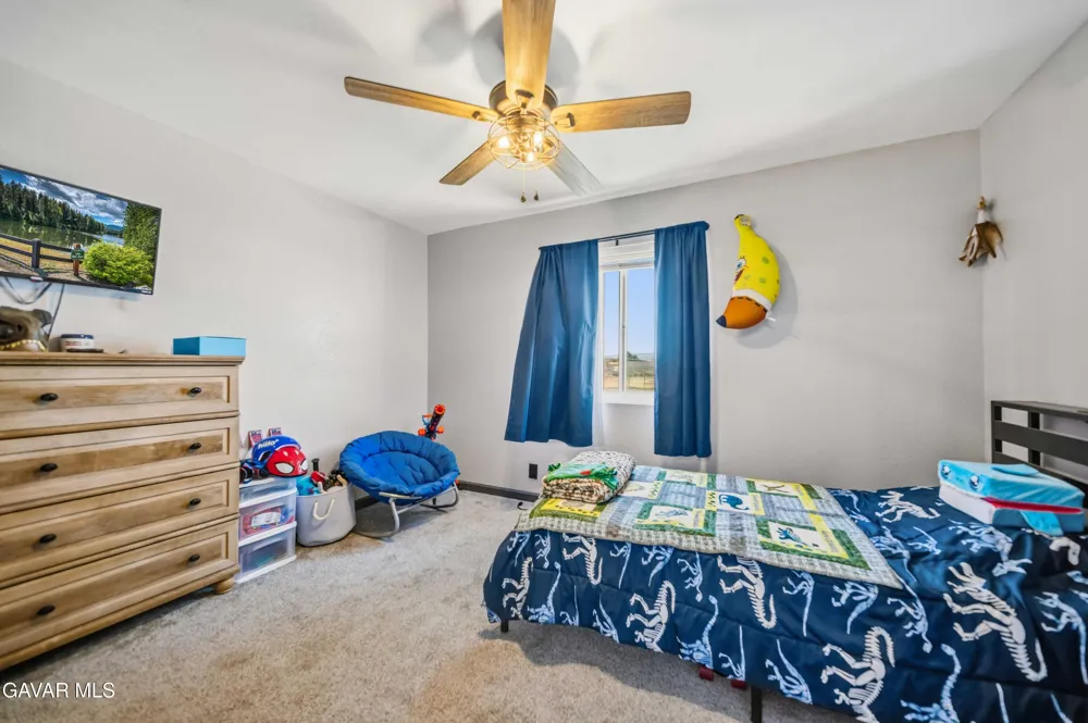 48054 85th Street Lancaster, CA 93536