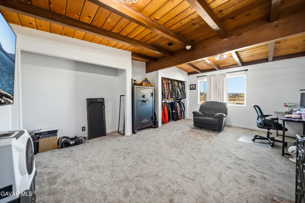 48054 85th Street Lancaster, CA 93536