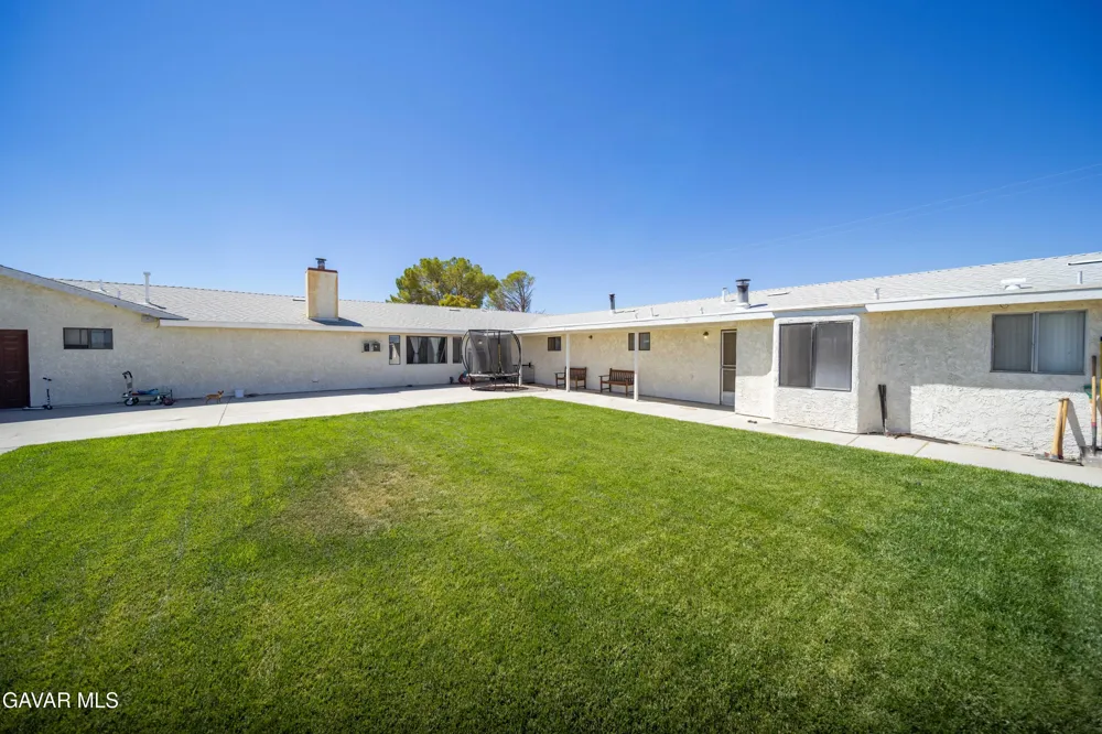 48054 85th Street Lancaster, CA 93536