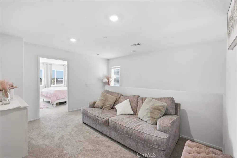 8252 Peachwillow Court Jurupa Valley, CA 92509