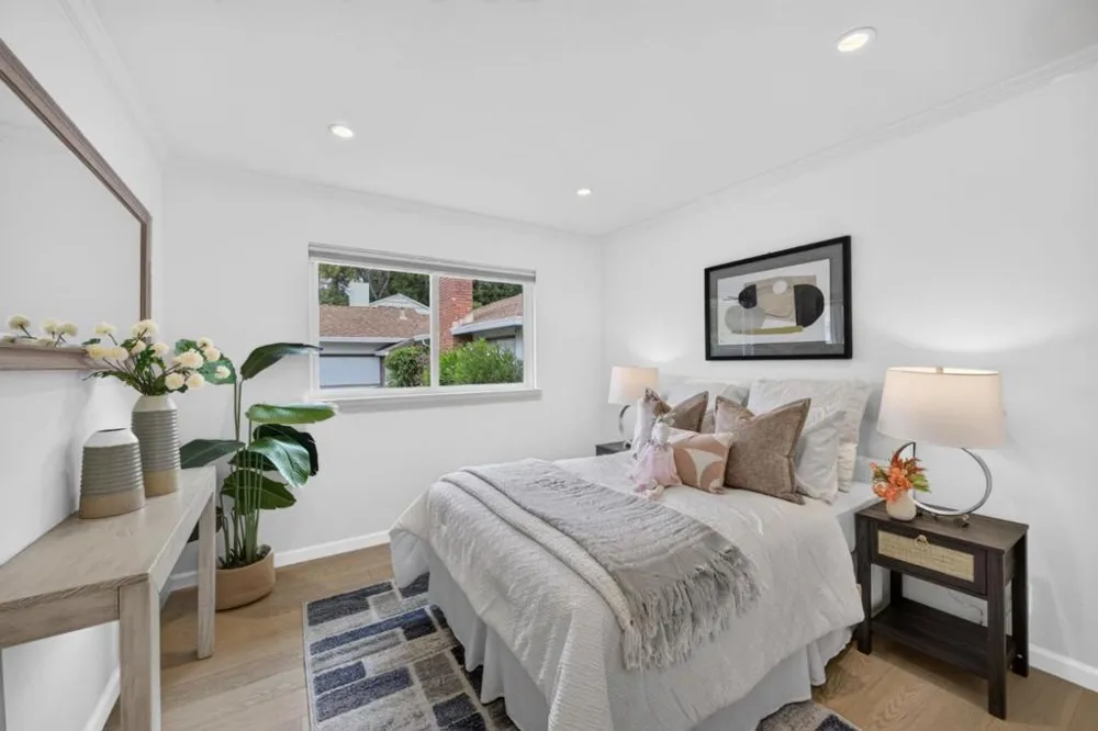 295 Bay Road Menlo Park, CA 94025