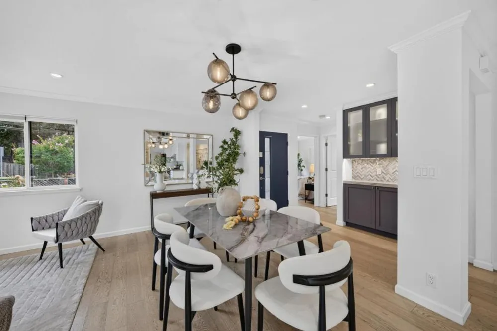 295 Bay Road Menlo Park, CA 94025