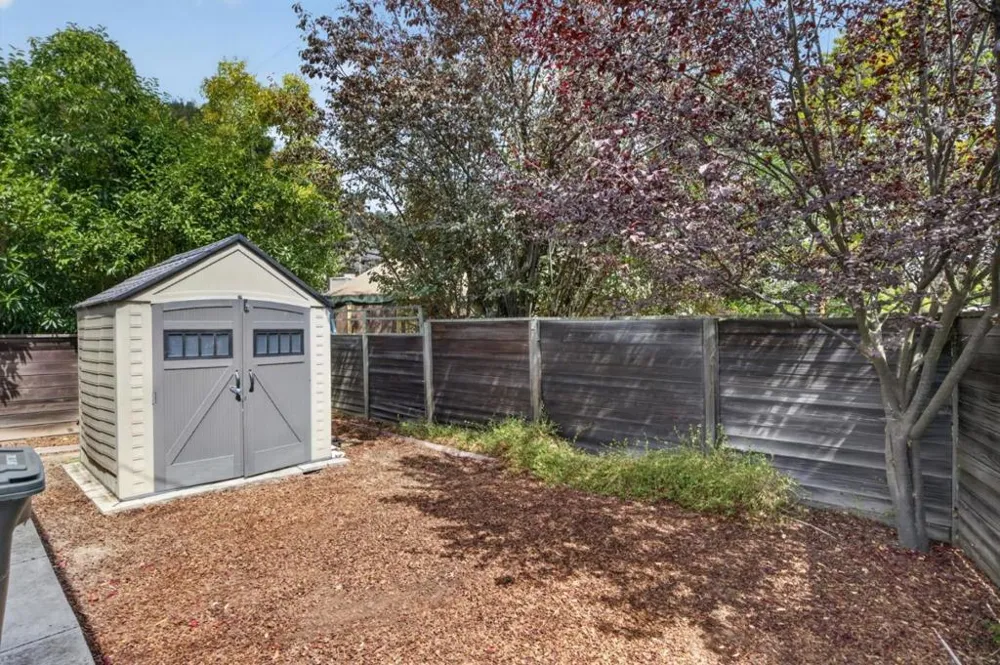 295 Bay Road Menlo Park, CA 94025