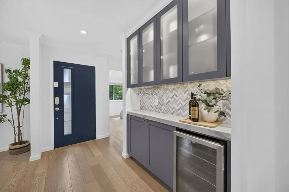 295 Bay Road Menlo Park, CA 94025