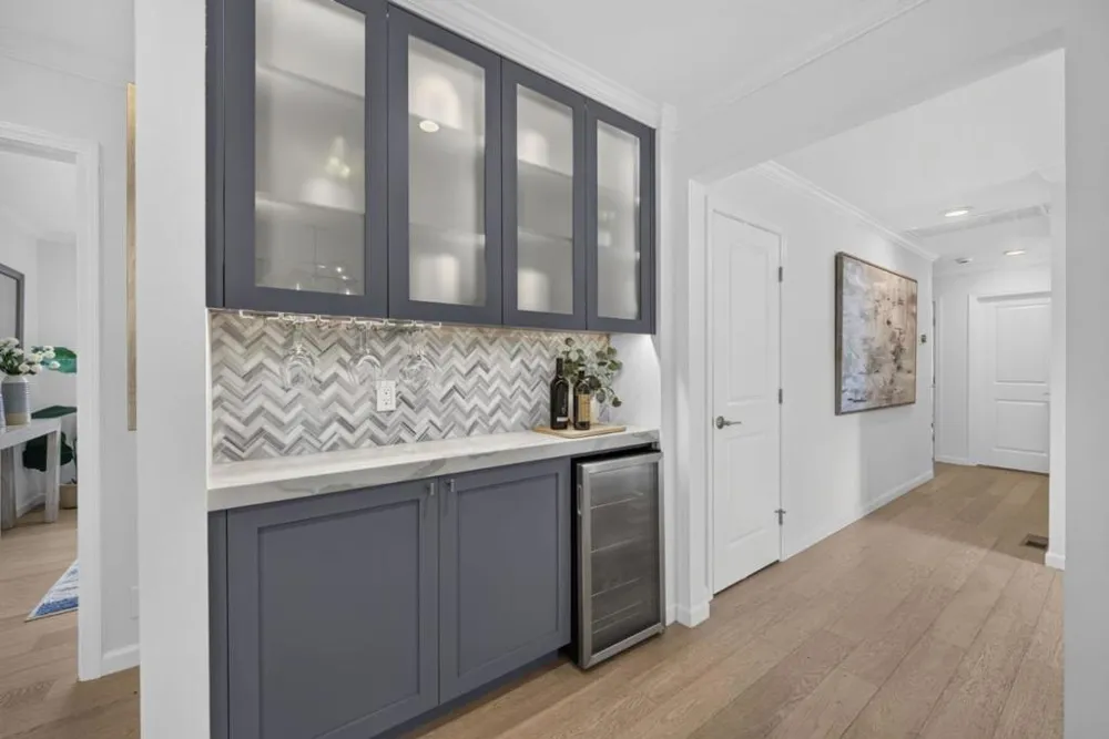 295 Bay Road Menlo Park, CA 94025