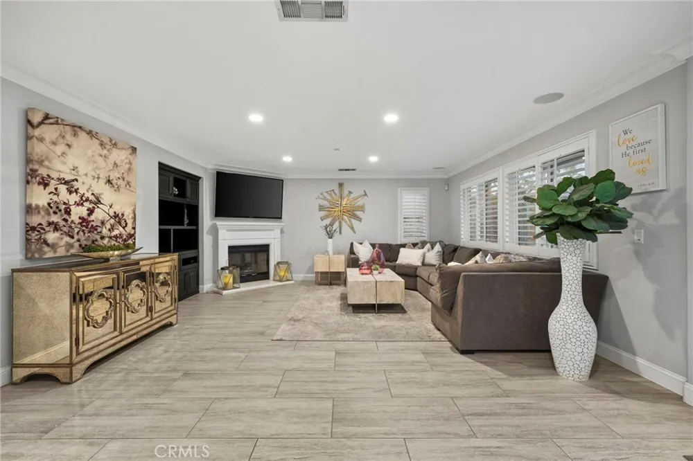 7908 Marshall Court Fontana, CA 92336