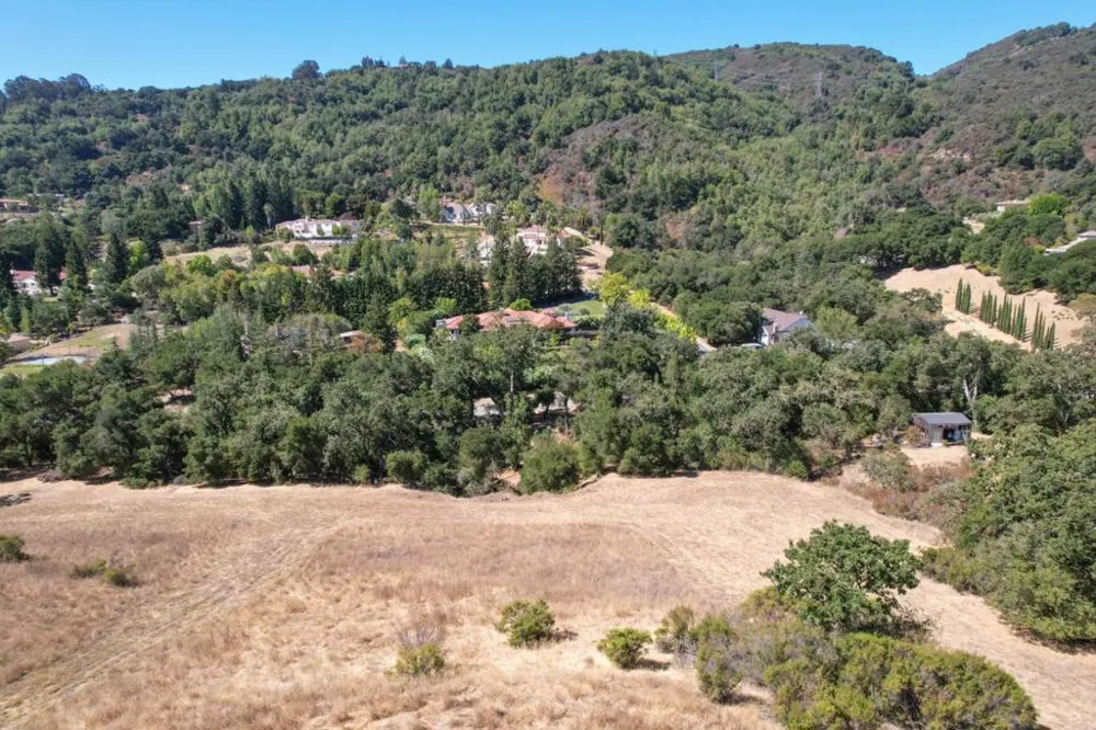 1 Mt Eden Road Saratoga, CA 95070
