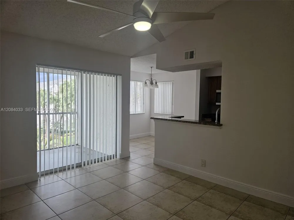 5740 Rock Island Rd #295 Tamarac, FL 33319