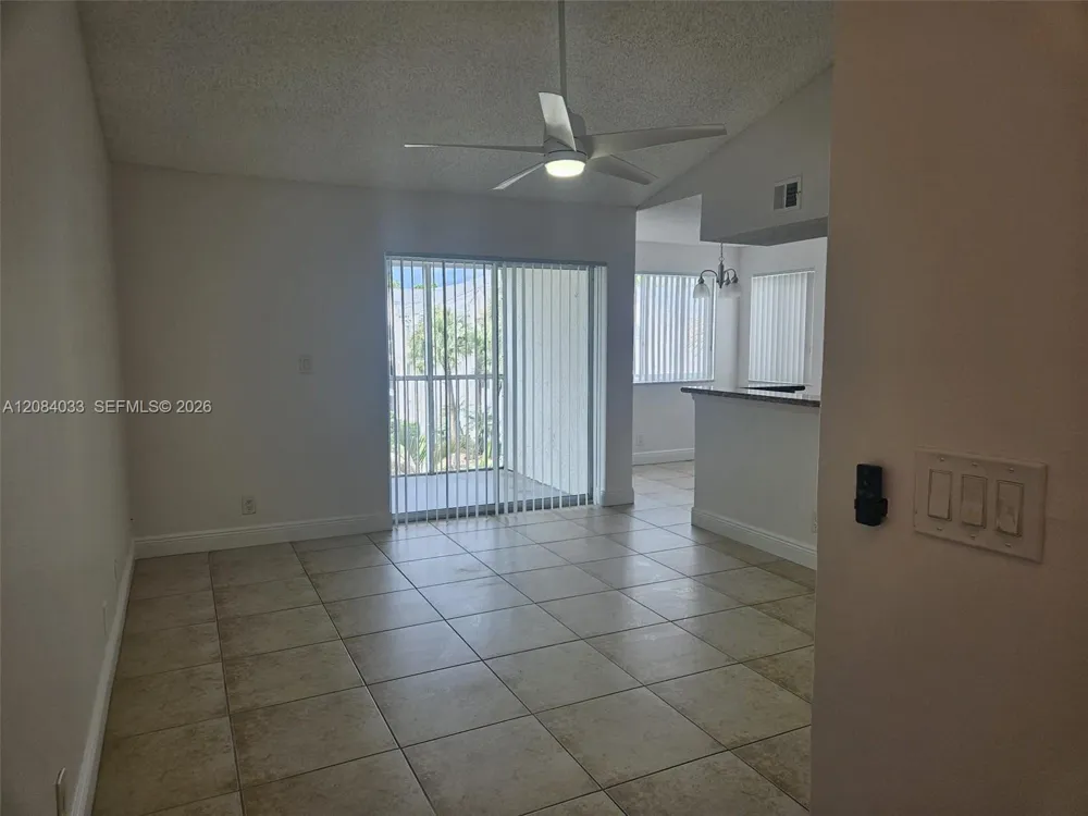 5740 Rock Island Rd #295 Tamarac, FL 33319