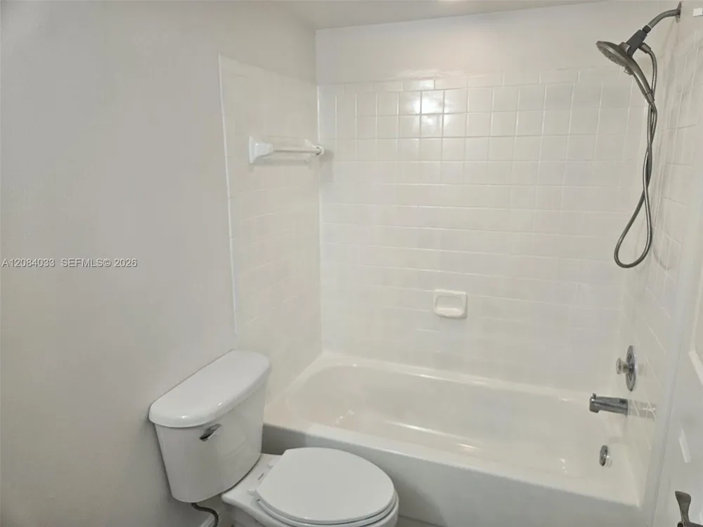 5740 Rock Island Rd #295 Tamarac, FL 33319
