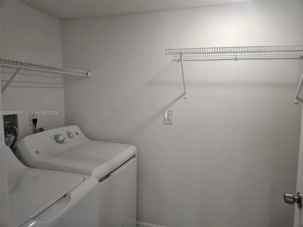 5740 Rock Island Rd #295 Tamarac, FL 33319