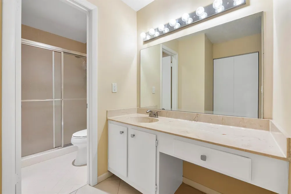 3356 CARAMBOLA CIRCLE S Coconut Creek, FL 33066
