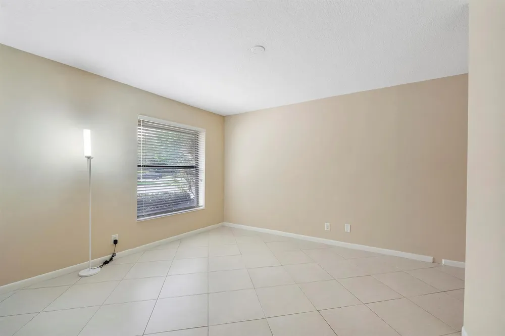 3356 CARAMBOLA CIRCLE S Coconut Creek, FL 33066
