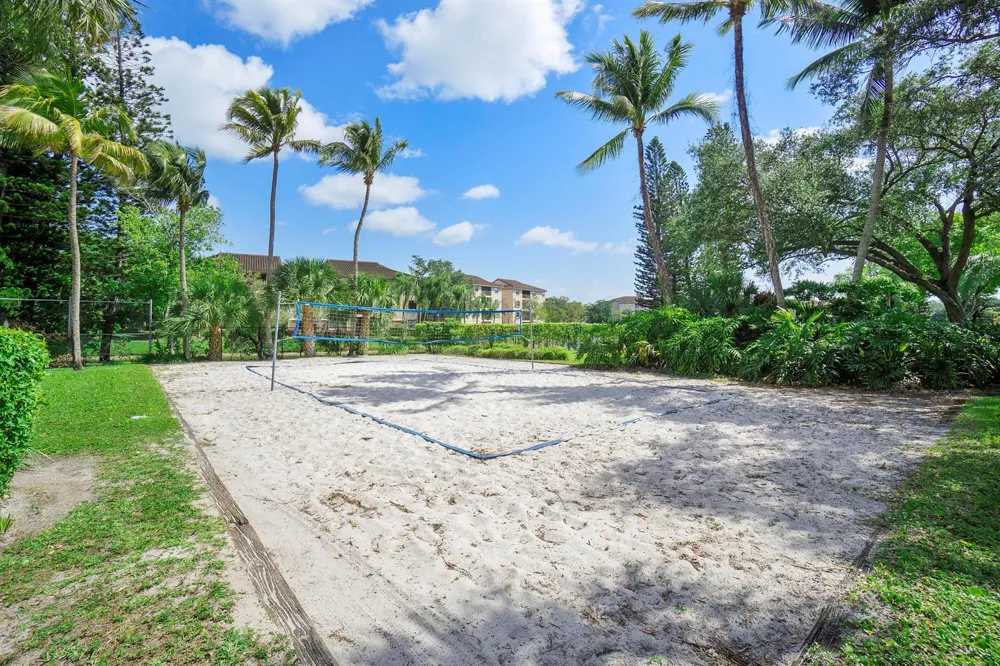 3356 CARAMBOLA CIRCLE S Coconut Creek, FL 33066
