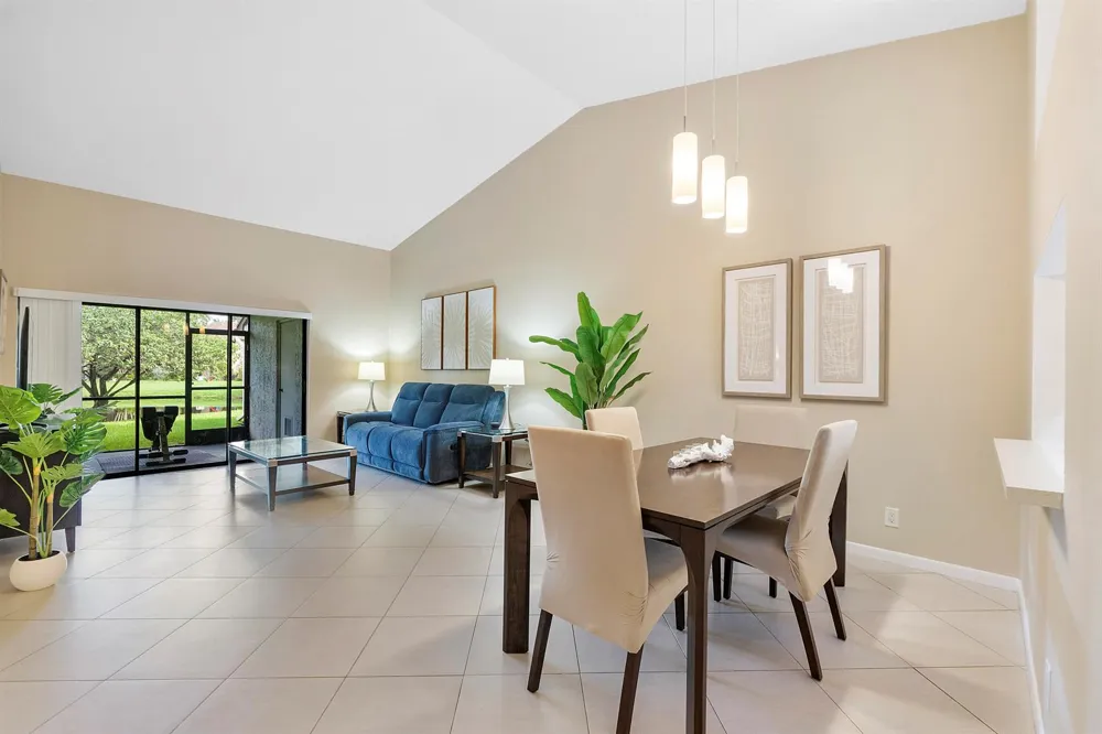 3356 CARAMBOLA CIRCLE S Coconut Creek, FL 33066